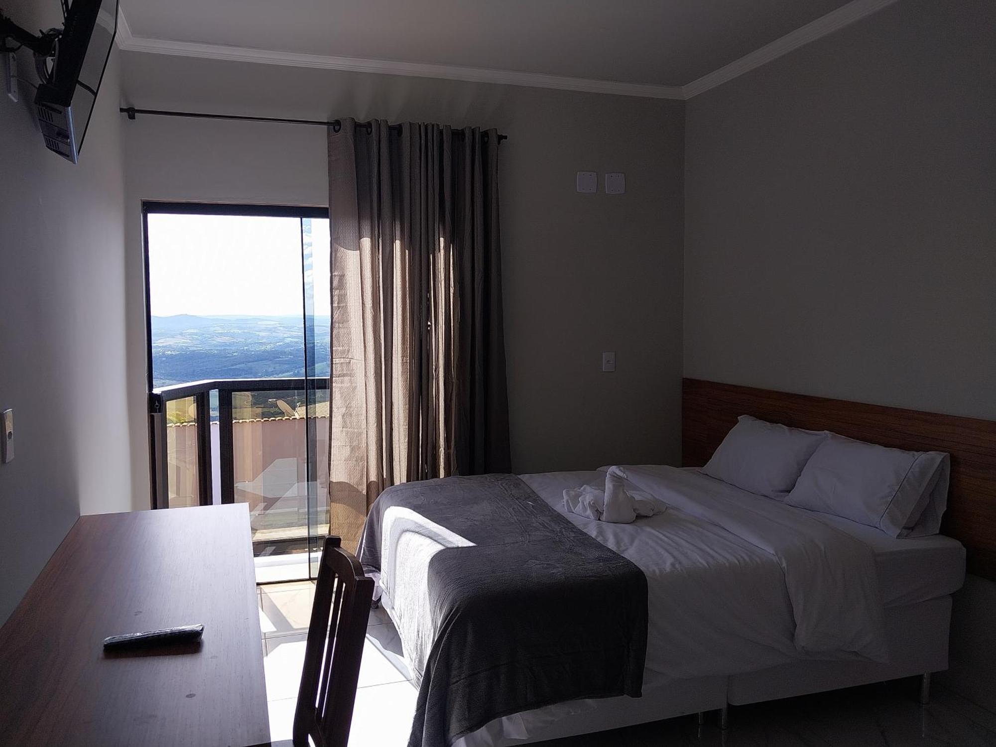 Hotel-Pousada Quartzo Rosa Сан-Томе-дас-Летрас Екстер'єр фото